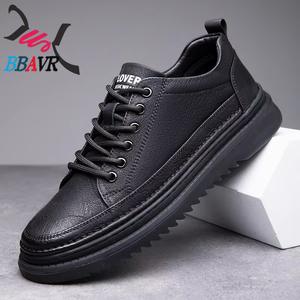 Nuevos zapatos de moda para hombre, zapatos de suela blanda, zapatos informales de suela baja, zapatos informales de cuero para hombre - Product Image 5