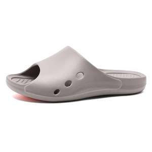 Zapatillas de casa EVA con suela gruesa, antideslizantes, transpirables, para hombre, sandalias resistentes al desgaste para interiores, color arena claro, talla 40 45 - Product Image 5