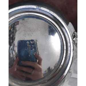 Théière gravée Gabriella P. avec bouton floral - Théière élégante - Product Image 2