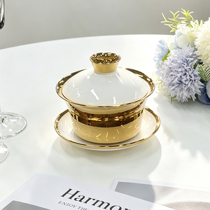 Ensemble théière <span class=keywords><strong>et</strong></span> tasses en céramique <span class=keywords><strong>La</strong></span> <span class=keywords><strong>Belle</strong></span> <span class=keywords><strong>et</strong></span> <span class=keywords><strong>la</strong></span> Bête, avec soucoupes, pour le thé de l'après-midi, idéal comme cadeau - Product Image 4