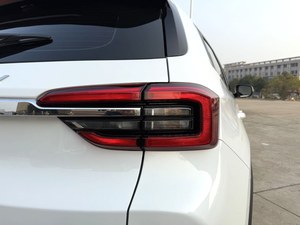 Chery Tiggo 5x <span class=keywords><strong>Super</strong></span> <span class=keywords><strong>Hero</strong></span> Luxury CVT <span class=keywords><strong>Auto</strong></span> 2022, SUV Compacto Chino Usado, Estilo Edición Especial y CVT Suave, Bien Equipado y Divertido - Product Image 6