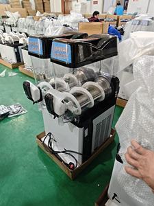 2 x 24L Elektrische Edelstahl-Slush-Maschine für gefrorene Getränke, Saftbereiter, Margarita-Maschine für den gewerblichen Einsatz, Französisch - Product Image 4
