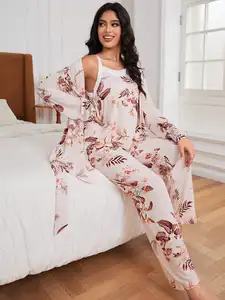 Usine personnalisé 3 pièces pyjama ensemble Sexy Robe bretelles pantalons longs vêtements de maison impression privée vêtements de nuit pour les femmes