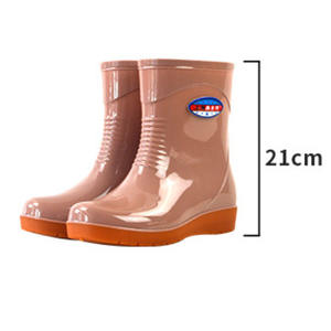Bottes de pluie en caoutchouc à coupe basse et doublure en peluche multicolore pour femmes Bottes de jardin Bottes de pluie pour femmes - Product Image 2
