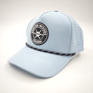 Casquettes sportives de haute qualité personnalisées à 5 panneaux en polyester/coton avec logo en patch léopard à pois, découpe laser et trou, fermeture snapback - Product Image 3