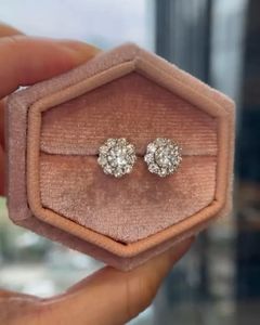 ต่างหูเพชรทรงกลม 2 กะรัต เพชรเลี้ยงในห้องปฏิบัติการ ทอง 14K ระยิบระยับ งานแต่งงาน เครื่องประดับชั้นดี ของขวัญสำหรับเธอ - Product Image 6