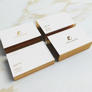 <span class=keywords><strong>Biglietti</strong></span> <span class=keywords><strong>da</strong></span> <span class=keywords><strong>Visita</strong></span> di Lusso Personalizzati, Piccole Serie, Stampa CMYK su <span class=keywords><strong>Cartoncino</strong></span> 500gsm con Lamina Oro e Logo Aziendale Ricamato - Product Image 4