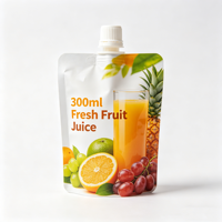 Op maat gemaakte logo-gravure bedrukte staande verpakkingstas voor vloeibare dranken, PE-uitgietzak voor fruitpuree, wodka, whisky, mineraalwater