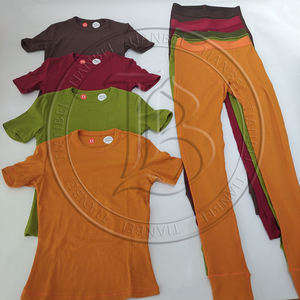 Женский домашний комплект: футболка и леггинсы из хлопка с возможностью нанесения логотипа, комплект из двух предметов, женская одежда для отдыха - Product Image 5