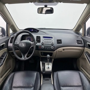 รถยนต์ฮอนด้า ซีวิค ประหยัดน้ำมัน เกียร์ออโต้ I-VTEC รถเก๋งญี่ปุ่นมือสองขนาดกะทัดรัด เหมาะสำหรับครอบครัว ส่งออกต่างประเทศ - Product Image 2