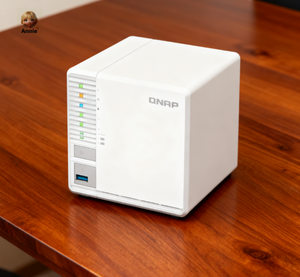 QNAP TS-364-8G NAS Compacto de 3 Bahías con CPU de 4 Núcleos, 8GB de RAM DDR4, 5GB de Memoria Flash, Soporte RAID5 e Interfaz USB, en Stock - Product Image 1