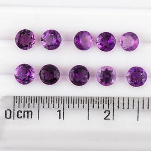 YASHEE - Piedra Preciosa de Amatista Natural, Corte Brillante Redondo de 4x4 mm, Suministros para la Elaboración de Joyas, Piedra Curativa para Chakras - Product Image 2
