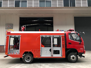 Camion de lutte contre les incendies forestiers Foton 4x4 tout-terrain 2500L, haute garde au sol, véhicules de lutte contre les incendies hors route pour le sauvetage en montagne - Product Image 2