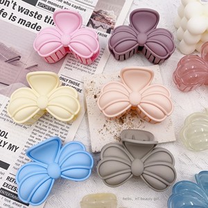 Pince à cheveux en plastique au design OEM, nouvelle mode populaire, accessoire pour cheveux en forme de nœud, couleur bonbon - Product Image 2