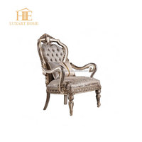 Ensemble de canapés carrés Chesterfield en bois sculpté et tissu, style royal français de luxe, avec rembourrage en éponge, pour appartement et villa