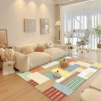 Cremefarbener Teppich für Wohnzimmer, Minimalistische Atmosphäre für Schlafzimmer, Luxuriöses und Hochwertiges Sofa, Couchtisch und Decke