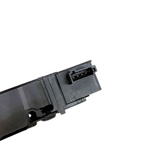 Actionneur de serrure de coffre Chevrolet 13501988 DC 12V en plastique pour Cruze Malibu Opel Vauxhall - Product Image 5