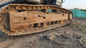 Excavatrice sur chenilles hydraulique d'occasion Hyundai 350LVS de 35 tonnes avec moteur et pompe, d'origine coréenne, avec brise-roche et accessoire de pouce certifié CE - Product Image 6