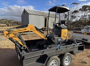 Miniexcavadora Terex de 2.5 Toneladas con Cargador de Ruedas 4x4, Mini Retroexcavadora con Motor Principal y Componentes del Motor - Product Image 6