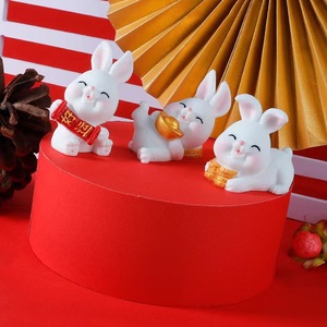 Figurine de lapin porte-bonheur en résine, ornement paysager miniature, accessoires décoratifs pour table intérieure et extérieure - Product Image 3
