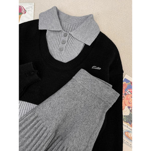 Ensemble pull et jupe courte en maille polyester/coton pour femme, col rabattu, gris et noir, style vintage, anti-boulochage - Product Image 2