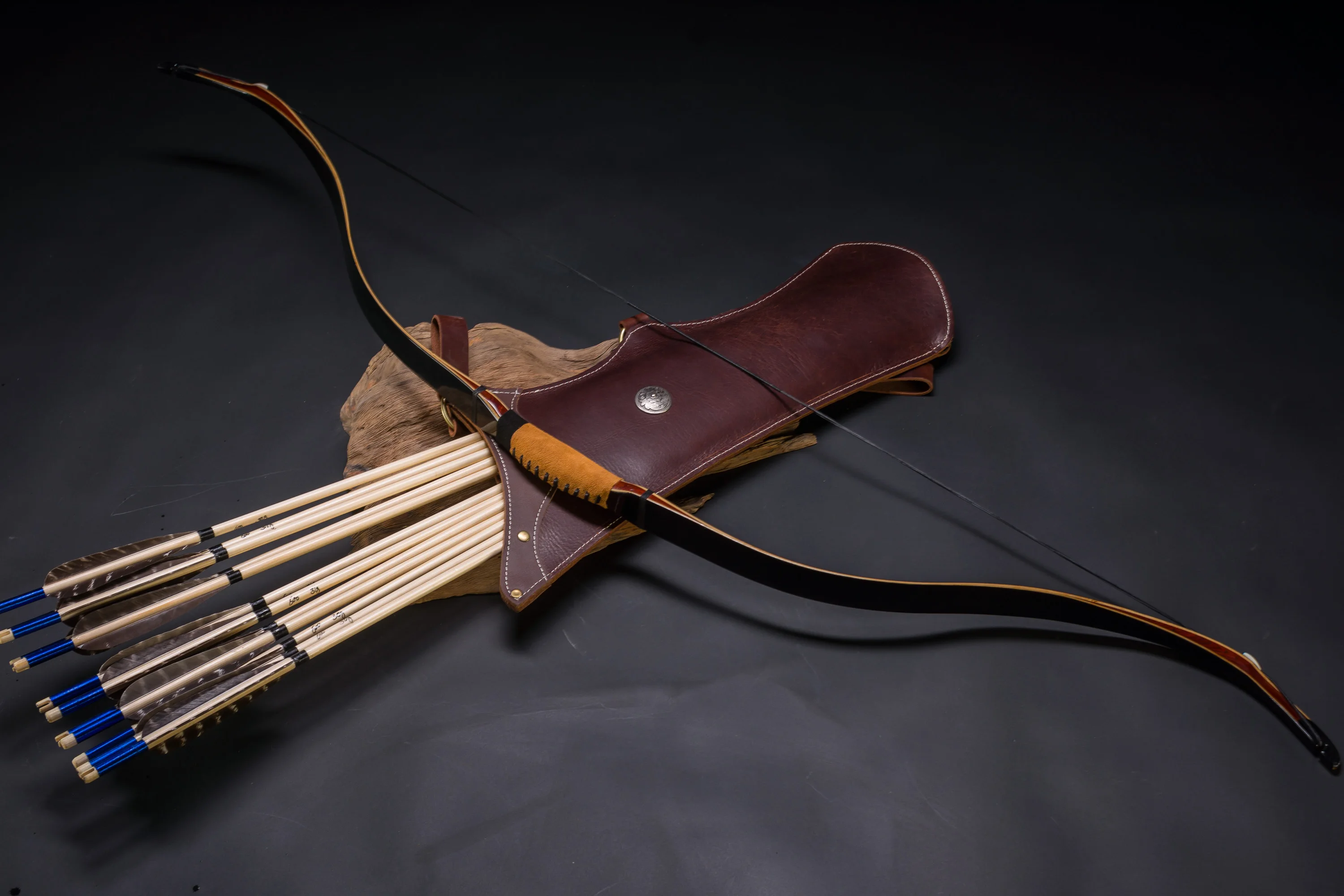 Arco Turco Tradicional Preto AF, Arco Recurvo de Madeira Feito à Mão para  Caça a Cavalo| Alibaba.com, image size:3000x2000