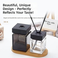 Flacon de parfum de luxe carré à double paroi en verre, base épaisse avec bouchon noir effet bois, transparent givré gris fumé, personnalisable