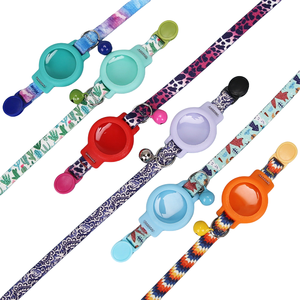 Collar Moderno de Lujo para Perros y Gatos con Estuche para Airtag Antipérdida y Campana, Collar de Diseño para Mascotas en Varios Colores - Product Image 2