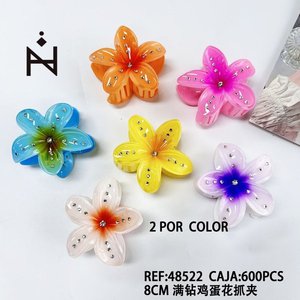 Fermaglio per capelli a pinza con strass a forma di frangipani da 8 cm - Product Image 3