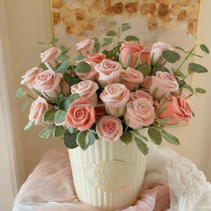 Décoration Artificielle de Fleurs en Crochet, Bouquet de Roses avec Tige, Bouquet de Fleurs Coloré pour Décoration Intérieure Unique, Produit Fini Y - Product Image 6