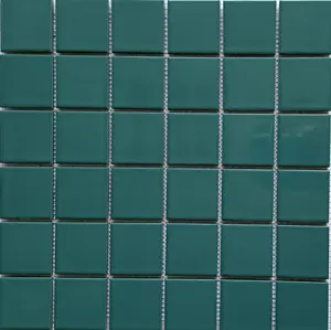 Azulejo de piscina de tamanho pequeno em pedra natural verde mosaico de mármore