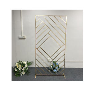 Vente en gros d'accessoires créatifs de décoration de mariage, fond d'arc en <span class=keywords><strong>fer</strong></span> <span class=keywords><strong>forgé</strong></span>, support de fleurs en métal à Tube unique pour événement - Product Image 1