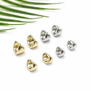 Pendientes de clip con forma de cruasán geométrico, chapados en oro y plata, aleación de cobre, joyería de moda ZLSJ0188 - Product Image 1