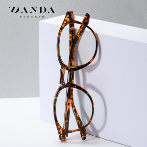 Gafas Danda Eyewear TR90 con Protección Anti Luz Azul, Montura Redonda, Lentes Planas, Unisex, Protección Ocular para Computadora - Product Image 2