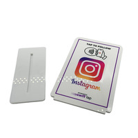 Prix usine personnalisé acrylique 13.56 Mhz puce intelligente réécriture NFC Instagram étiquette blanc NFC plaque Table présentoir 215