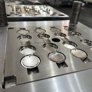 Moldes De Injeção Fabricante <span class=keywords><strong>38mm</strong></span> Flip Top Molde Plástico Flip Top <span class=keywords><strong>Cap</strong></span> Molde Tampa De Garrafa Molde De Injeção Fabricante - Product Image 2