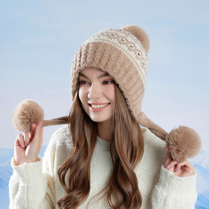 <span class=keywords><strong>Bonnet</strong></span> d'hiver en tricot acrylique chaud pour femmes, <span class=keywords><strong>pompon</strong></span>, boule en peluche, protection des oreilles épaisses, <span class=keywords><strong>bonnet</strong></span> coupe-vent. - Product Image 3