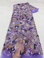 Tissu de luxe en sequins lourds et perles, motif floral feu d'artifice, dentelle verte émeraude, tulle maillé pour robe de bal glamour