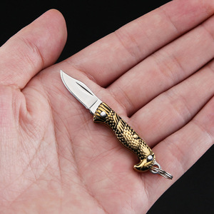 Mini Navaja Plegable Táctica Clásica de Acero Inoxidable, Duradera, Portátil, con Colgante para Llavero, para Viajes y Actividades al Aire Libre - Product Image 6
