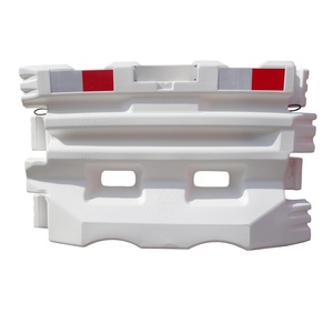 Prix usine – Borne de circulation routière en PEHD rouge remplie d'eau, norme T2, résistante aux impacts, prismatique haute intensité, IP65 - Product Image 3