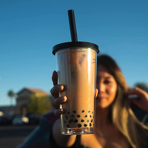 Custom Plastic 500ml Boba Tea Vasos Tumbler 12mm Straw Double Wall Tazas Reusable Bubble Tea Cup With Straw
