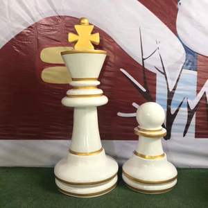 Đạo Cụ Chụp Ảnh Bộ Cờ Vua Bằng Sợi Thủy Tinh Khổng Lồ Toàn Bộ Bằng Nhựa Màu Đen Và Trắng Điêu Khắc Để Trang Trí Chủ Đề Vườn Nhà Ngoài Trời - Product Image 5