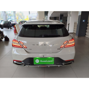 Guazi <span class=keywords><strong>Genesis</strong></span> G70 Gasolina 2.0 Usado en Buen Estado, Tracción Trasera, 5 Asientos - Product Image 4