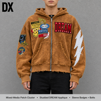 Hoodie zippé 380 g/m² avec empiècements personnalisés en patchs, appliques cloutées et badges sur les manches, effet délavé à l'acide, pour fabricants OEM ODM de marques