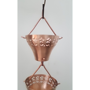 Chaîne de pluie décorative en cuivre découpé artisanal pour gouttière, déversoir, drainage des eaux de pluie en extérieur, décoration suspendue pour jardin - Product Image 1