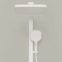 Système de douche avec pulvérisateur Pomme de douche à effet de pluie à pression de salle de bain Ensembles de robinets de douche blancs Mélangeur d'eau chaude et froide contemporain