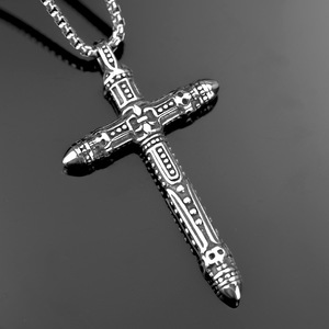Yunnique-collar con colgante de cruz de acero inoxidable para hombre, diseño geométrico asimétrico, joyería, accesorio de moda - Product Image 2