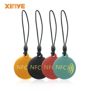 공급 RFID nfc 접착제 크리스탈 에폭시 태그 nfc ntag215 키 체인 사용자 정의 로고 에폭시 RFID 에폭시 열쇠 고리