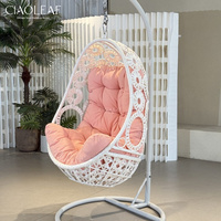 Fauteuil suspendu en forme d'œuf avec support et coussin capitonné pour jardin, terrasse ou extérieur