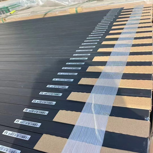 แผงโซลาร์เซลล์ลองจิ 400w 405w 182 มม. แบบฮาล์ฟเซลล์ โมโนคริสตัลไลน์ โมดูลไฟฟ้าโซลาร์เซลล์ 108 ซีรีส์ 0BB ไม่มีเส้นกริด - Product Image 4